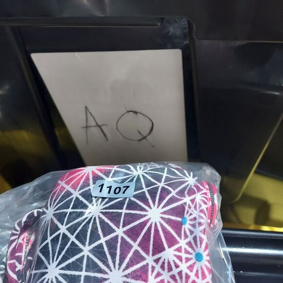 VSX Sport Victoria’s Secret Sports Bra L Red Black Geometric Print Racerback - Picture 8 of 8